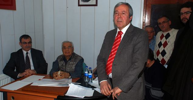 Yükseliş Vakfı’nın hafta sonu yapılan kongresinde mevcut başkan R.Ziya Örmeci