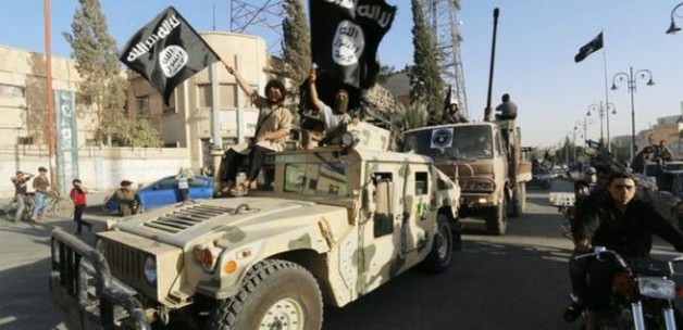 Suriye'de IŞİD militanının, örgütten ayrılmasını istediği için annesini infaz ettiği