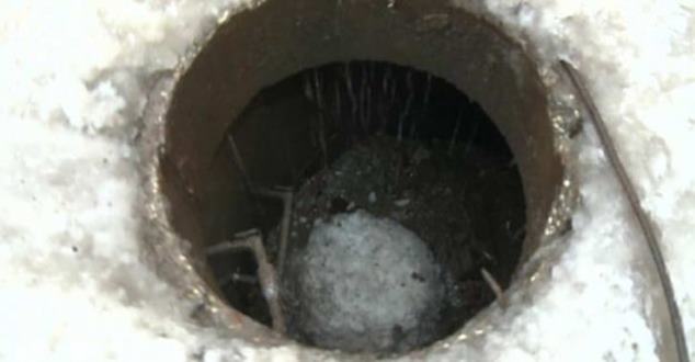 Diyarbakır Sur’da operasyon yapan güvenlik güçleri, kanalizasyonda sıkıştırdığı 30 PKK’lıyı