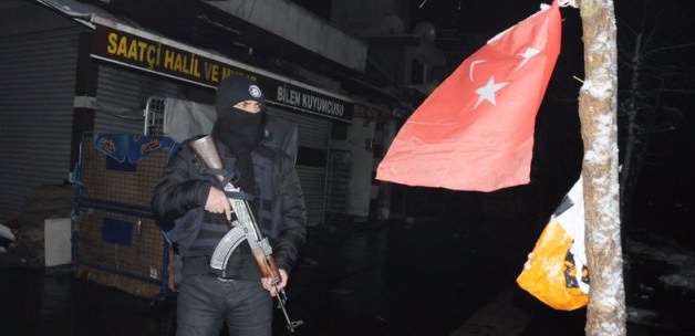 AK Parti Genel Başkan Yardımcısı Eker, Diyarbakır Sur'un yüzde 50'sinin