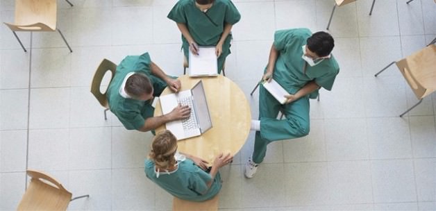 Yükseköğretim Kurulu'nun (YÖK) yaptığı açıklamaya göre tıp fakültelerinin kontenjanı 12