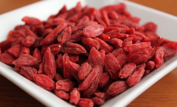 Ömrünüzü UzatınVücudunuzdaki on trilyon hücre her an serbest radikallerin saldırısına