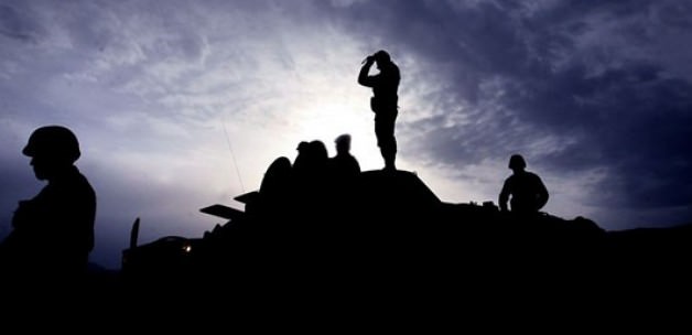 YPG'nin Türkiye’nin “kırmızı çizgi” olarak nitelediği Cerablus-Azez hattına dev bir