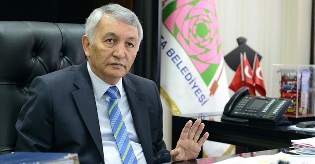 FETÖ’nün okulları maske olarak kullandığını belirten Isparta Belediye Başkanı Yusuf