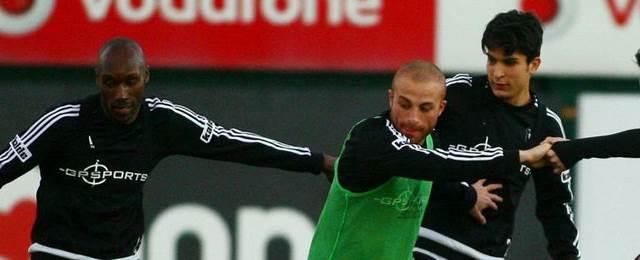 Beşiktaş, Gaziantepspor'la yapacağı maçın hazırlıklarını çift antrenmanla sürdürdü.