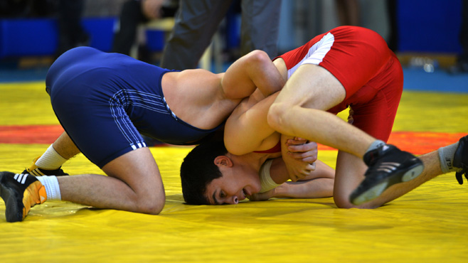 Isparta Belediyesi Spor Kulübü Güreş Takımı sporcularından Gençler Gurup Şampiyonası’nda