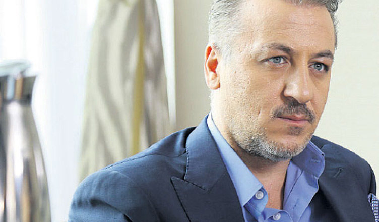 Oyuncu Barış Falay da domuz gribi salgınına yakalandı.