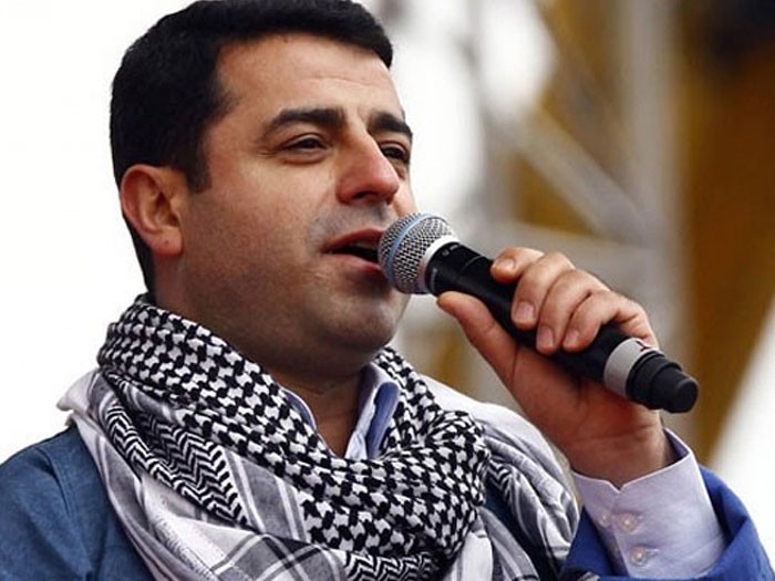 HDP Eş Genel Başkanı Selahattin Demirtaş Sur için yine provokasyon