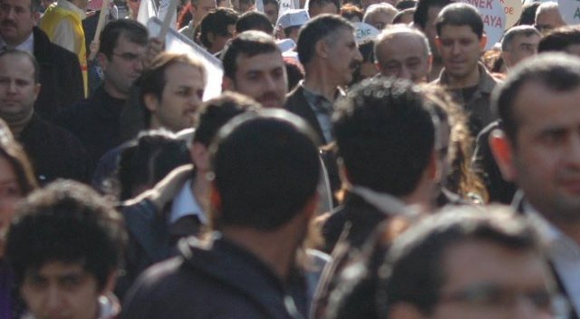 Yeni düzenlemeyle İşbaşı Eğitim Programı’nın süresi 1 yıla çıkarılırken 15