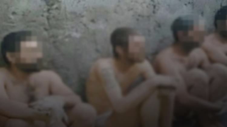 Birçok internet sitesinde ve sosyal medyada yer alan 'çıplak teslim