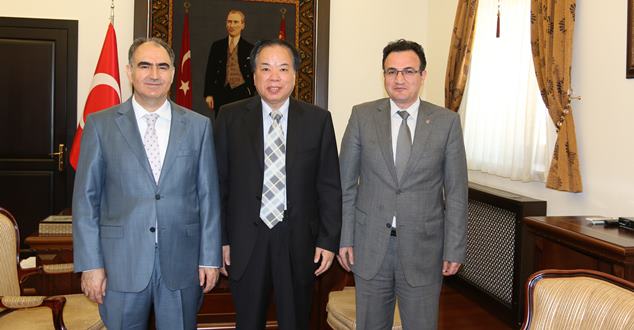 Isparta Valisi Vahdettin Özkan Çin Halk Cumhuriyeti İzmir Başkonsolosu Su