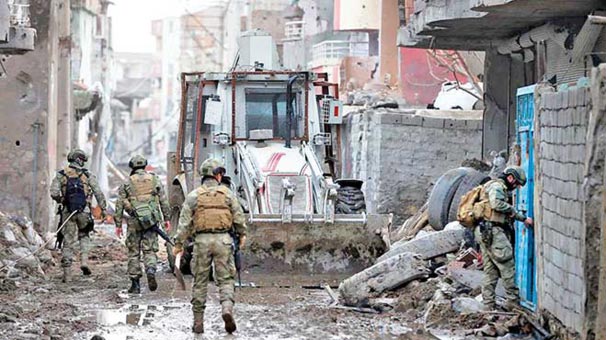 Nusaybin’de 4 UMKE gönüllüsünün PKK’ya bilgi aktardığı belirlendi. Nereye operasyon