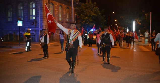 Isparta Yörük Türkmen Dernekleri Kanal D'de yayınlanan Arka Sokaklar dizinde