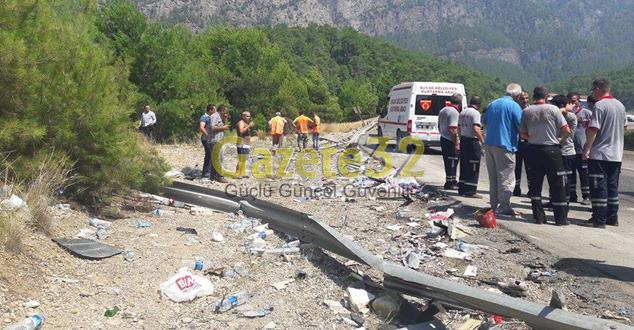 Isparta-Antalya kara yolu Karacaören Barajı yakınlarında meydana gelen trafik kazasında Onur