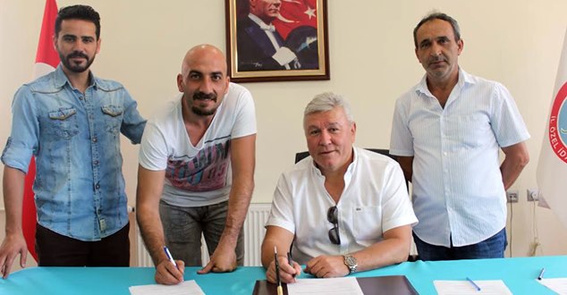 Pembe-yeşilliler, tecrübeli kaleci Sofu Baykal’la imza attırarak ilk dış transferini
