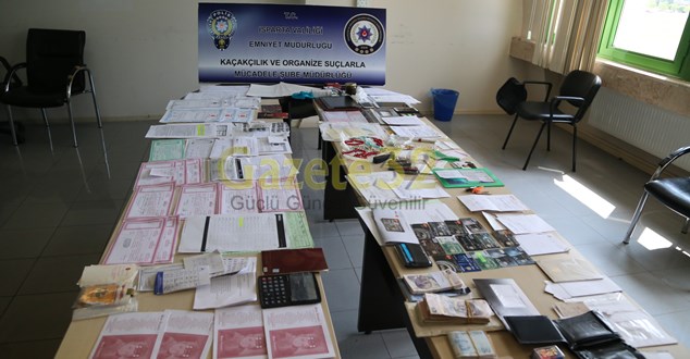 Isparta’da gözaltına alınanlar FETÖ/PDY örgütüne üye olan iş adamlarının bazılarının