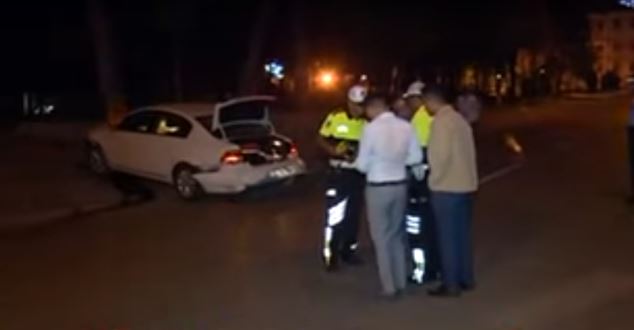 6 Mart Caddesi’nde meydana gelen kazada 3 kişi yaralandı. 