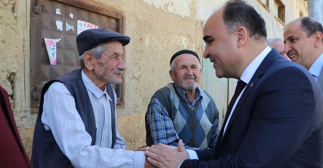 Isparta Valisi Şehmus Günaydın, Yalvaç ilçesinin köylerini ziyaret ederek vatandaşlar