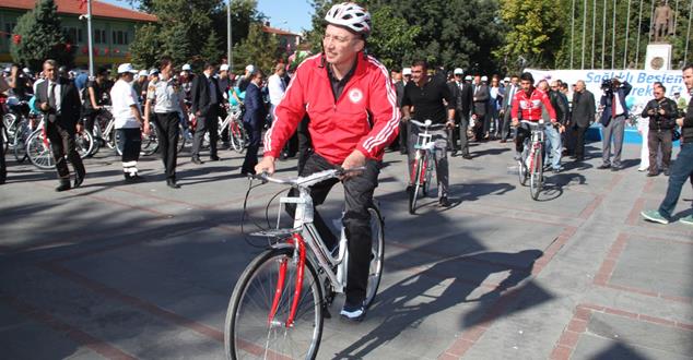 Süleyman Demirel Üniversitesi, Sağlık Bakanlığınca geliştirilen “Fiziksel Aktiviteyi Teşvik Projesi