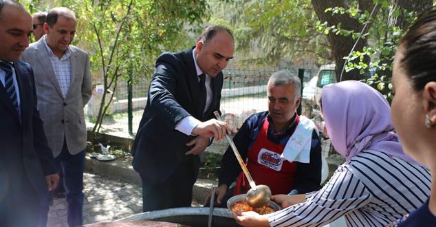 Isparta Valisi Şehmus Günaydın köy ziyaretleri kapsamında Yakaören Köyünde her