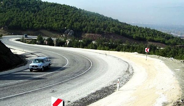 Isparta- Burdur Dostluk Yolu’nun 2 X 2’ye dönüşümü için takvim