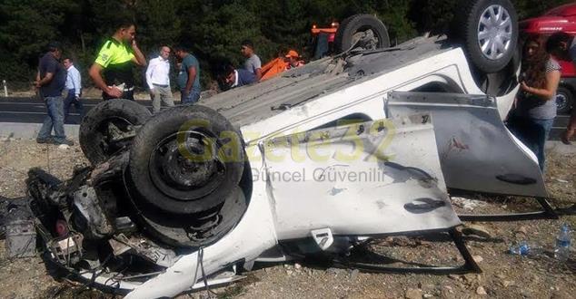 Isparta’da meydana gelen trafik kazasında 3 kişi yaralandı. Edinilen bilgiye göre Sav
