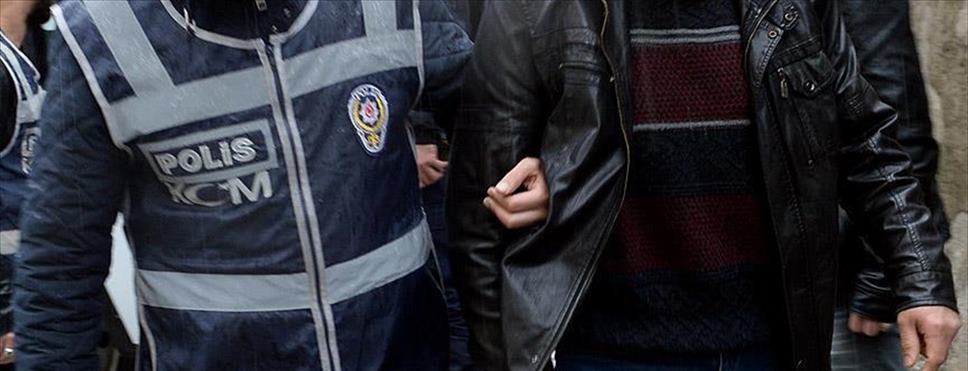 Isparta’nın Yalvaç ilçesinde FETÖ/PDY terör örgütüne yönelik sürdürülen soruşturma kapsamında 2 iş