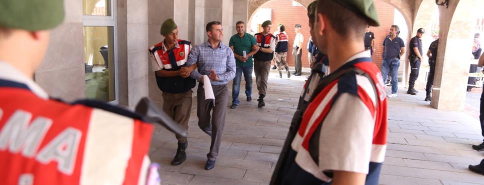 SDÜ eski Rektörü Hasan İbicioğlu, eski Vali Memduh Oğuz ve