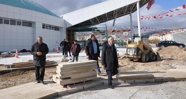 Isparta Belediyesi Gökkubbe Fuar ve Kongre Merkezinin çevre düzenleme çalışmalarında