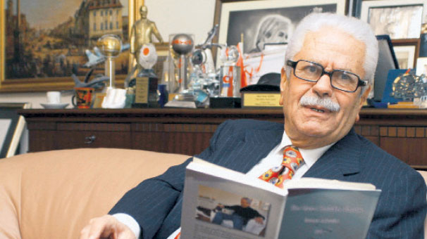 Türk siyaseti ve devleti, duayen isimlerinden birini kaybetti. Eski Meclis