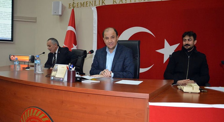 Isparta İl Özel İdaresi, SDÜ Rektörü İlker Çarıkçı'nın yeni öğrenci