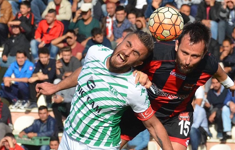 Isparta Davrazspor deplasmanda Tavşanlı Linyitspor ile karşı karşıya geldi. 42. dakika