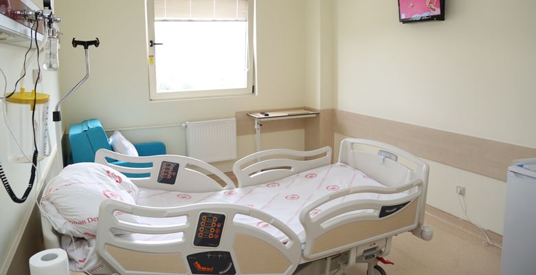 Süleyman Demirel Üniversitesi Araştırma ve Uygulama Hastanesi yatan hasta bölümünde