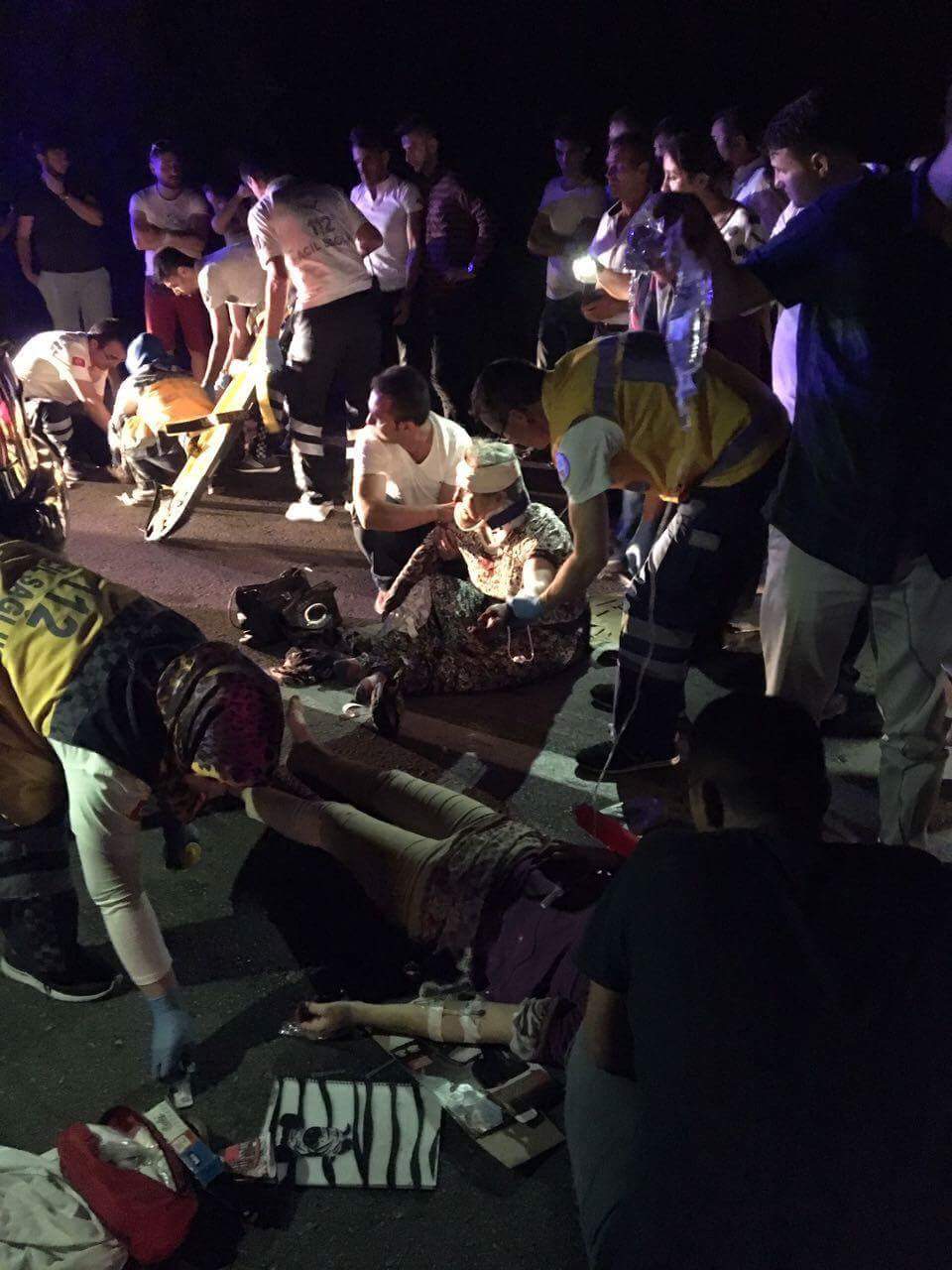 Isparta Antalya yolunun 40’ıncı km’sinde meydana gelen trafik kazasında 2’si