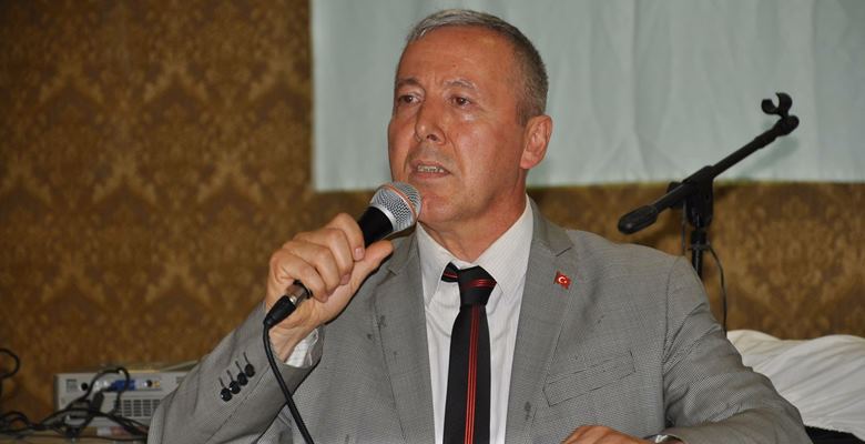 Yüzlerce Senirkentlileri biraraya getiren iftar yemeğinde konuşan Yükseliş Vakfı Başkanı