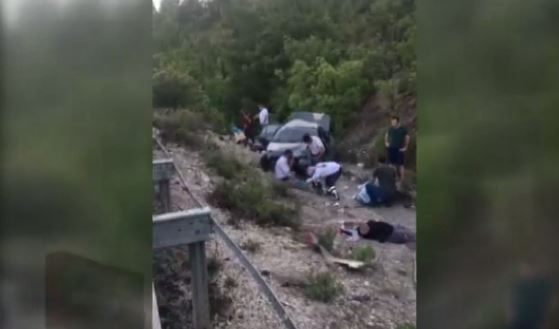 Isparta-Antalya karayolunda dün akşam saatlerinde bir trafik kazası daha meydana