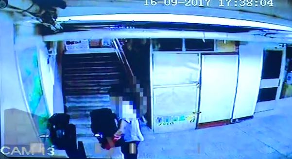 ISPARTA Tuhafiyeciler Sitesi’ndeki bir petşopta, yaşanan hırsızlık olayı kameralara saniye