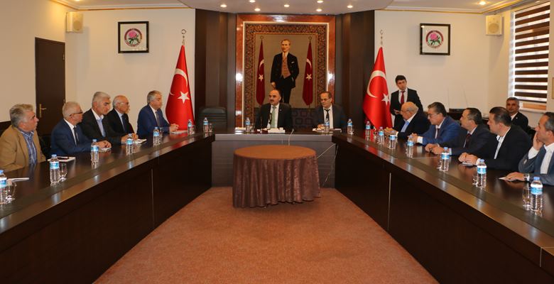 Vali Şehmus Günaydın’ın başkanlığında Isparta’nın ekonomik durumunu ve potansiyelinin, Isparta’da