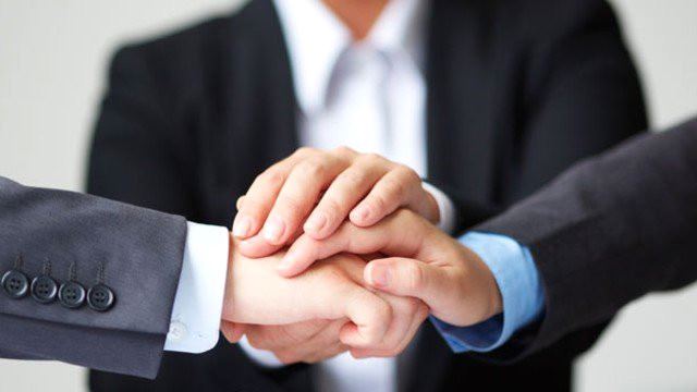 Isparta Ticaret Borsası Başkanı Ahmet ADAR, 1 Ocak 2018 tarihinde