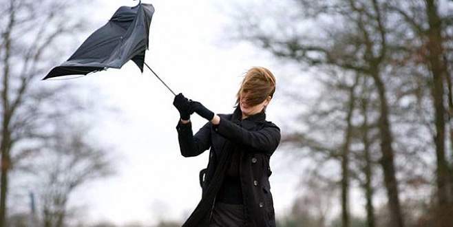 Meteoroloji, Isparta için bu geceden itibaren kuvvetli rüzgar ve fırtına