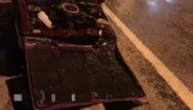 Isparta'nın Eğirdir ilçesinde gecenin sessizliğini bir trafik kazası bozdu. İlçede