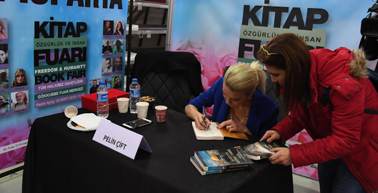 Isparta Belediyesi tarafından düzenlenen 2. Kitap Fuarı Gökkubbe Fuar ve