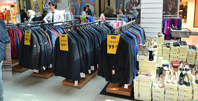 IYAŞ VE IYAŞPARK Alışveriş Merkezleri Geleneksel İndirim Festivallerinin startını veriyor.