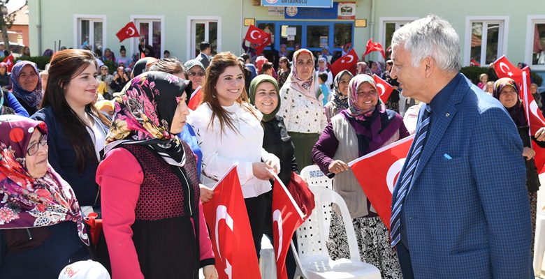 Isparta Belediyesinin köy buluşmaları programı tüm hızıyla sürüyor. Eğirdir’e bağlı