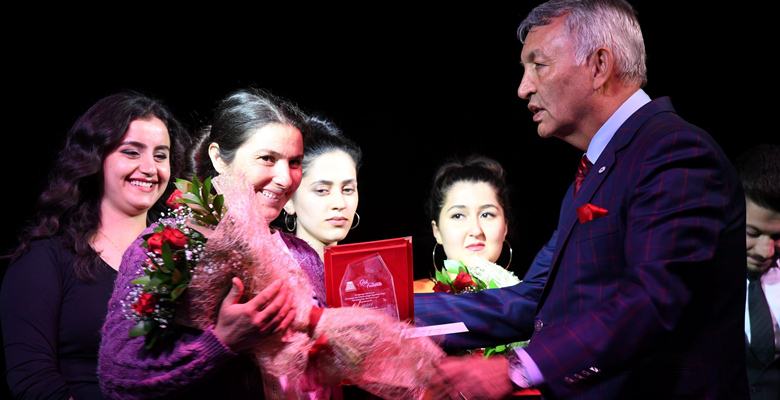 Isparta Belediyesi Gül Fuarı ve Uluslararası Gül Festivali kapsamında ‘Gül