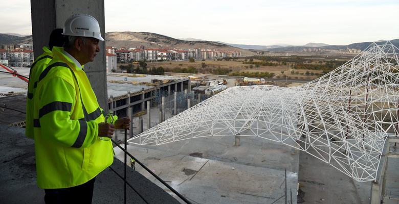 Isparta Belediye Başkanı Yüksek Mimar Yusuf Ziya Günaydın, 200 dönüm
