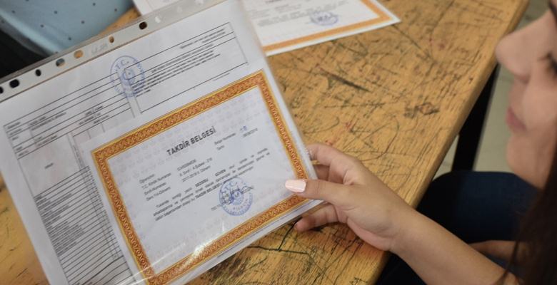 Okullarda tatil zili Cuma günü çalacak. Isparta’da okul öncesi, ilköğretim