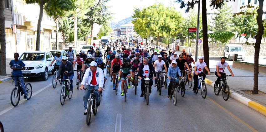Isparta Belediyesi tarafından 16-22 Eylül tarihleri arasında düzenlenen Avrupa Hareketlilik