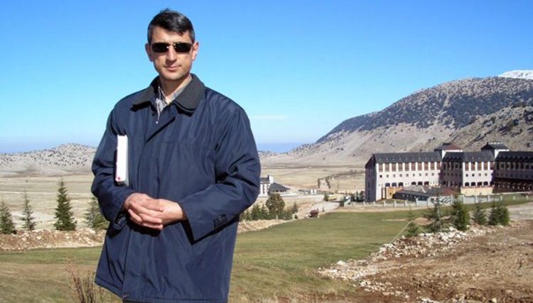 Gazeteci Yunus Özler’in kardeşi Ayşe Gökçebay, tedavi gördüğü hastanede vefat