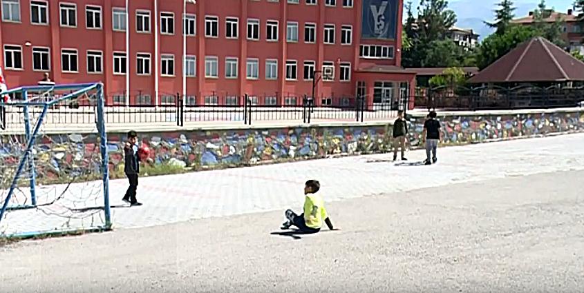 Isparta’da 83 bin öğrenci ilk ara tatile girdi. Öğrenciler, 2019-2020